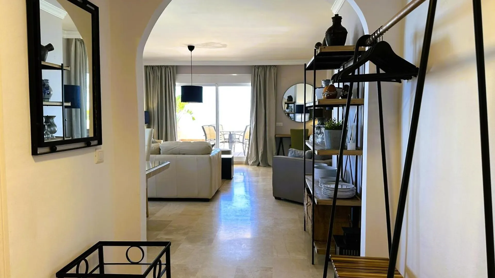 Apartments Bermuda Beach Estepona 0*,