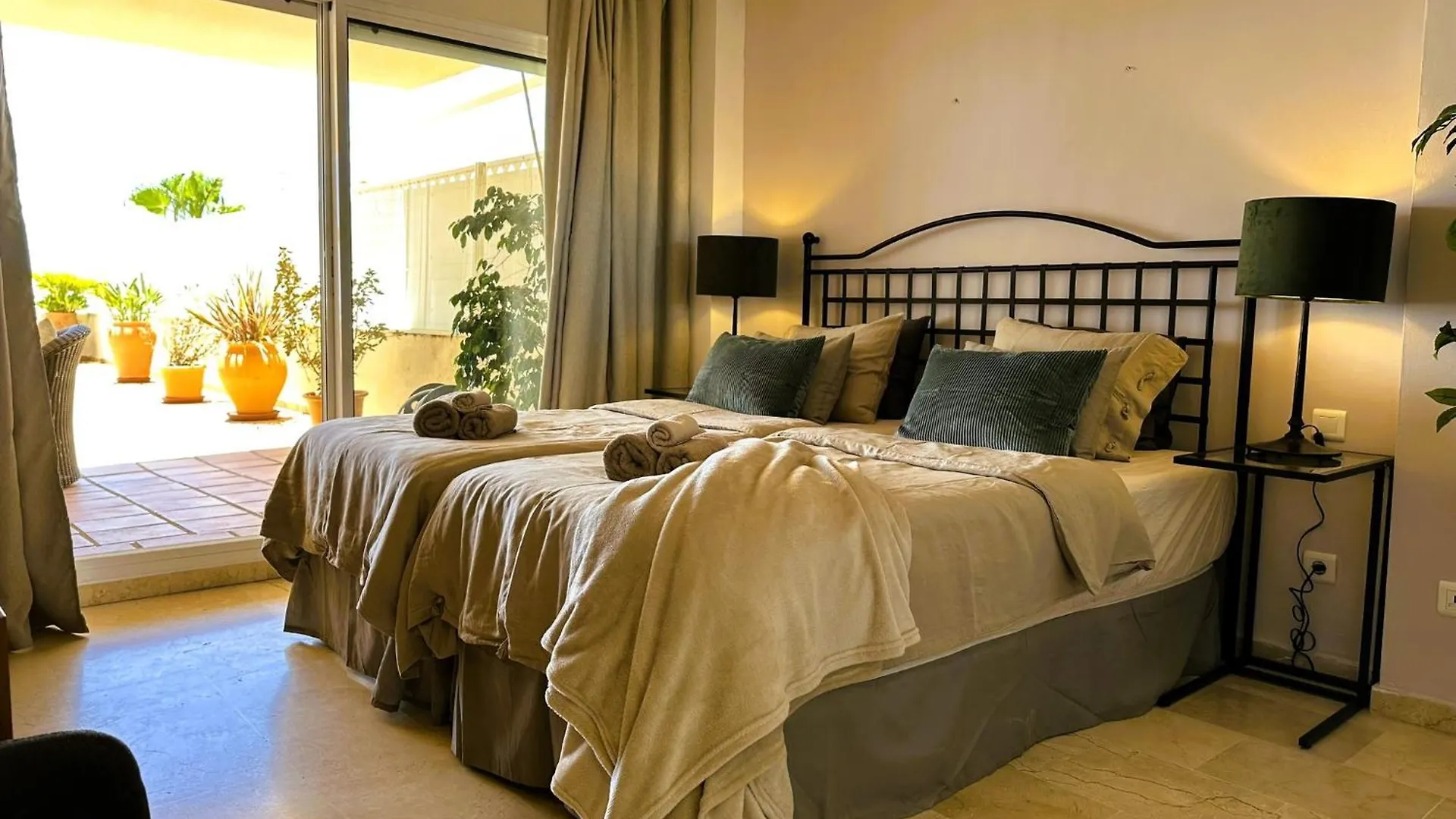 Apartments Bermuda Beach Estepona 0*,  Spain